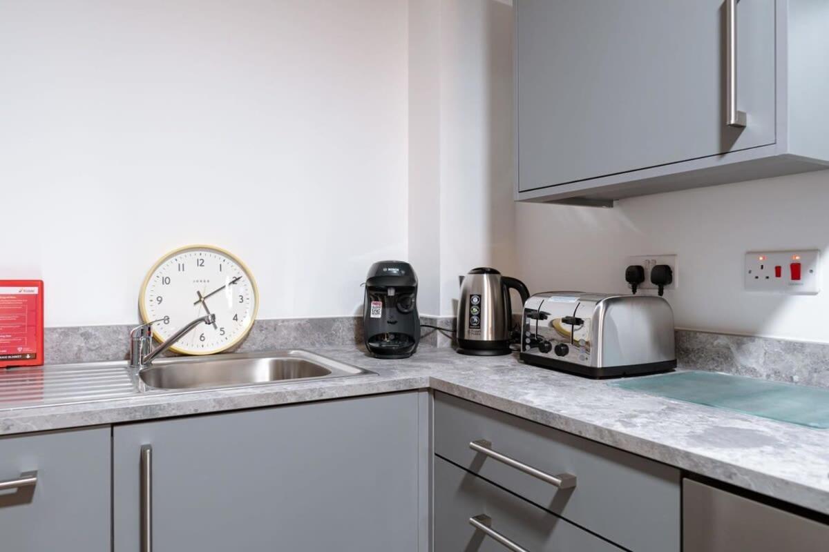Contemporary 1 Bed Apartment In Central 리버풀 외부 사진